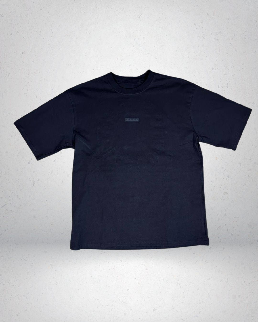 POLERA OVERSIZE ALTO RELIEVE NEGRA