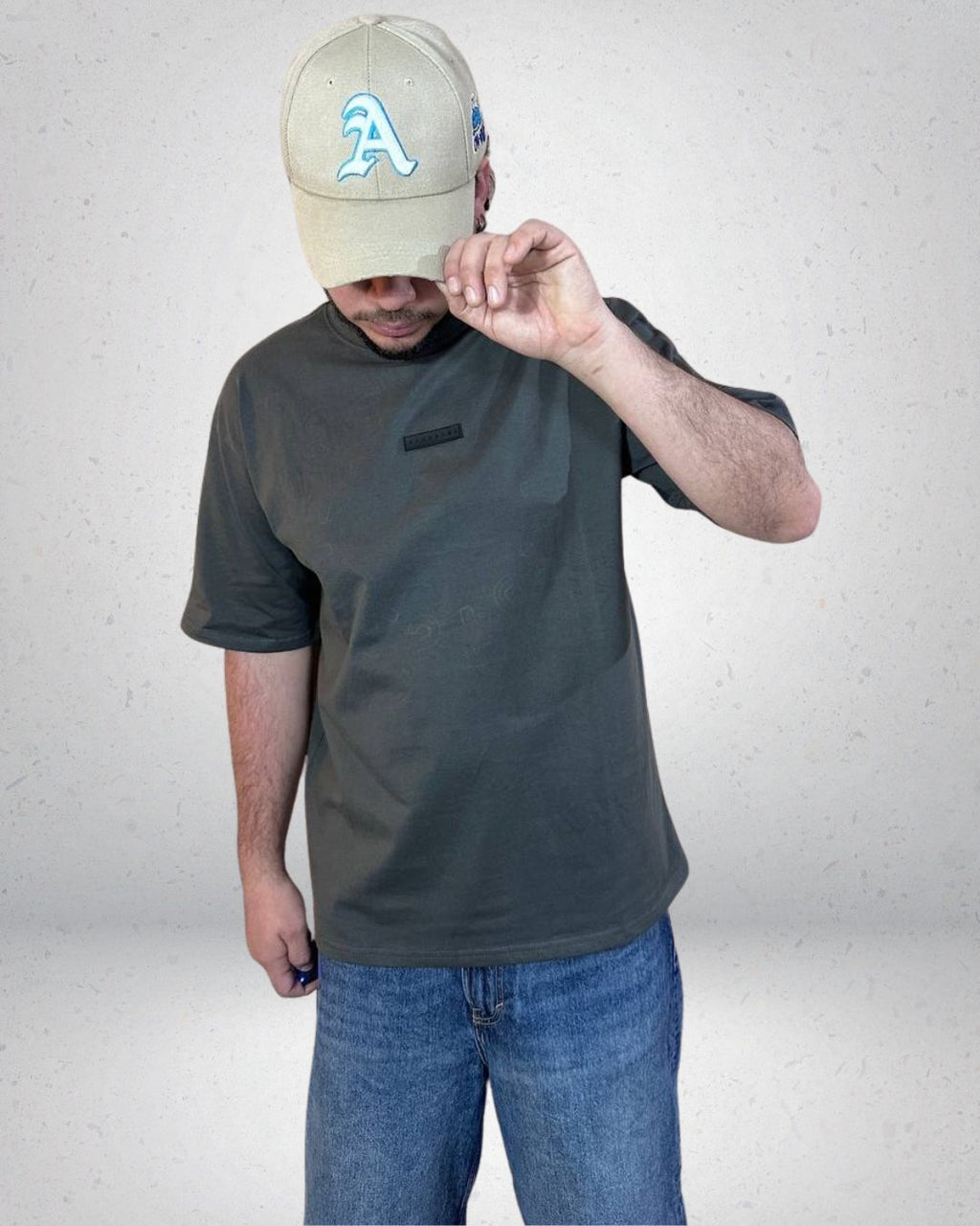 POLERA OVERSIZE ALTO RELIEVE GRIS