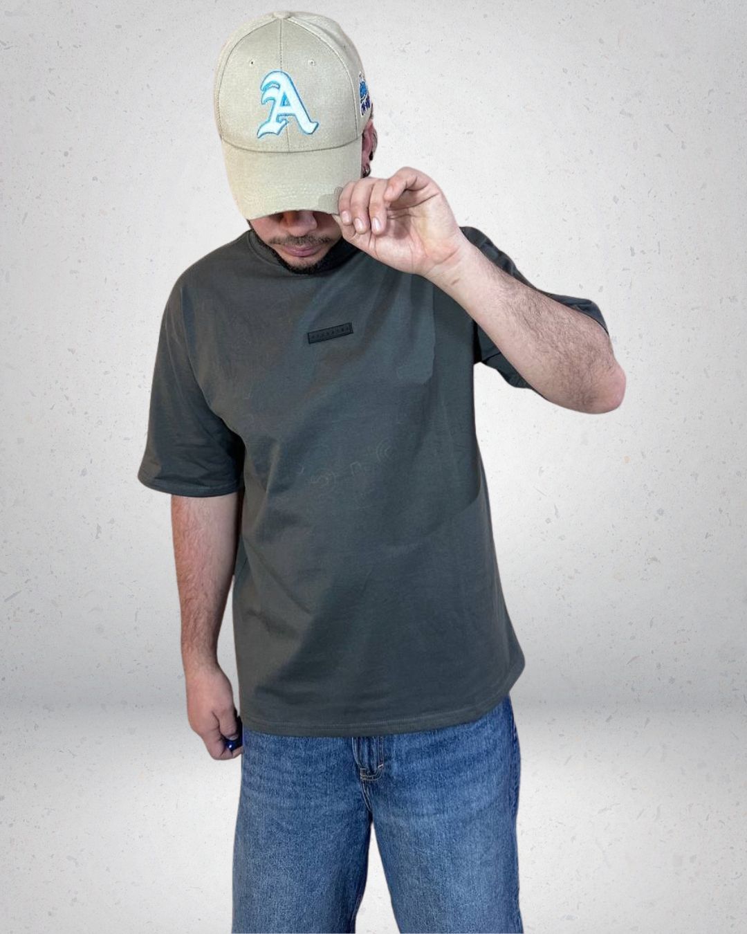 POLERA OVERSIZE ALTO RELIEVE GRIS