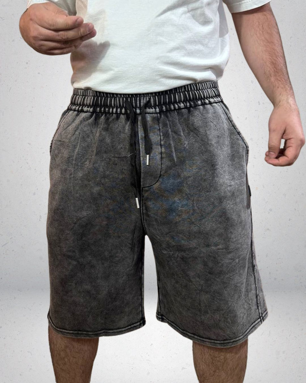 SHORT ACIDWASH NEGRO