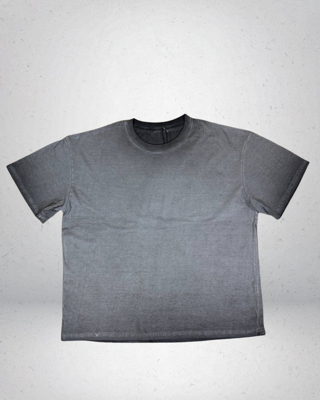 POLERA BOXY FIT ACIDWASH FOCALIZADO GRIS